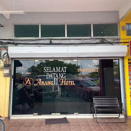 Oyo 91065 Hotel De Anjung Muadzam Shah 외부 사진