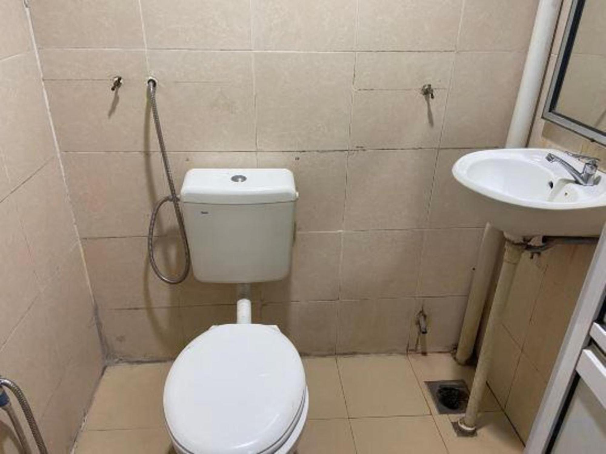 Oyo 91065 Hotel De Anjung Muadzam Shah 외부 사진