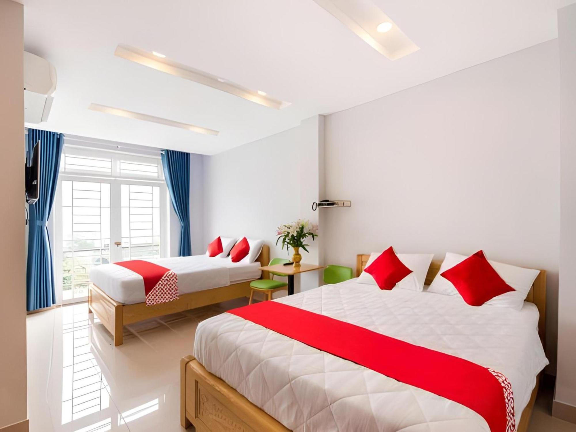Oyo 91065 Hotel De Anjung Muadzam Shah 외부 사진